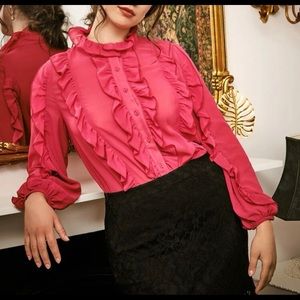 RUFFLE BLOUSE 👚 NWOT